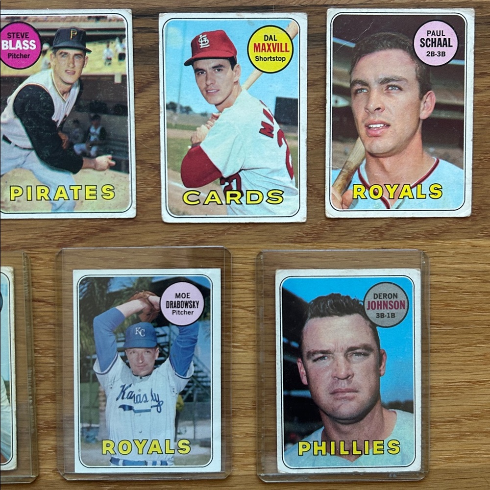 Vintage 1969 Topps Baseball Trading Cards Collection - Picture 6 of 8
